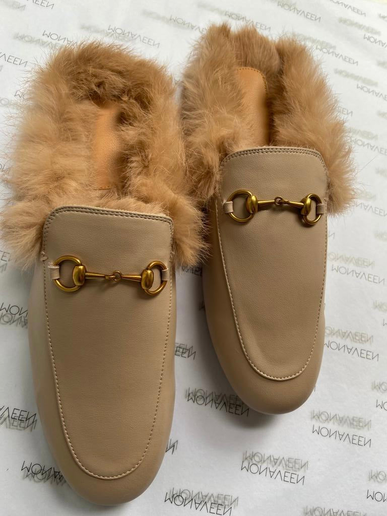 Slip on mules with on sale fur