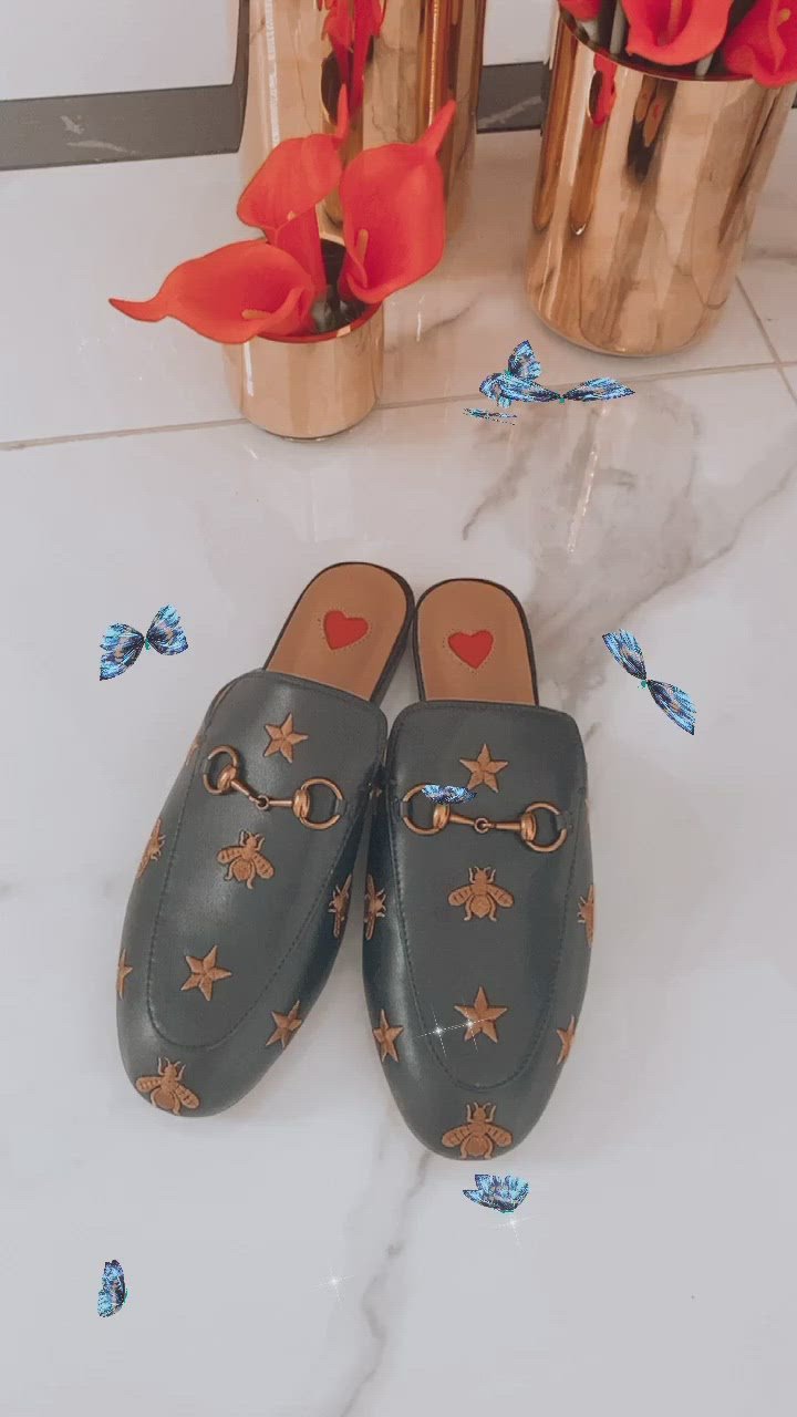NEW IN Monaveen WHITE BUMBLE BEE Leather Slipper Mules