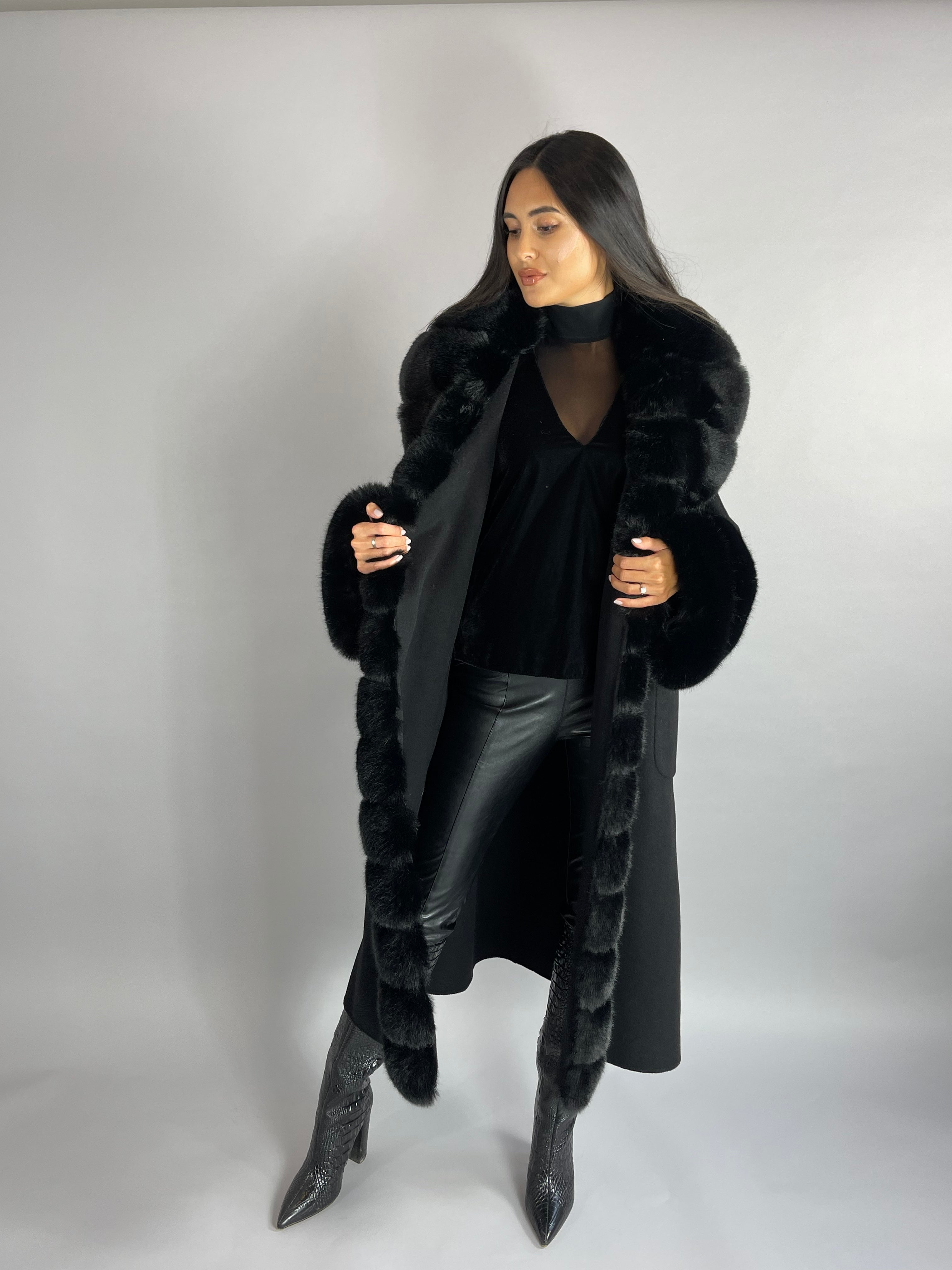 NEW IN Scarlett Extra Large Faux Fur Collar Trim & Extra Large Cuffs Wool Cashmere Coat BLACK