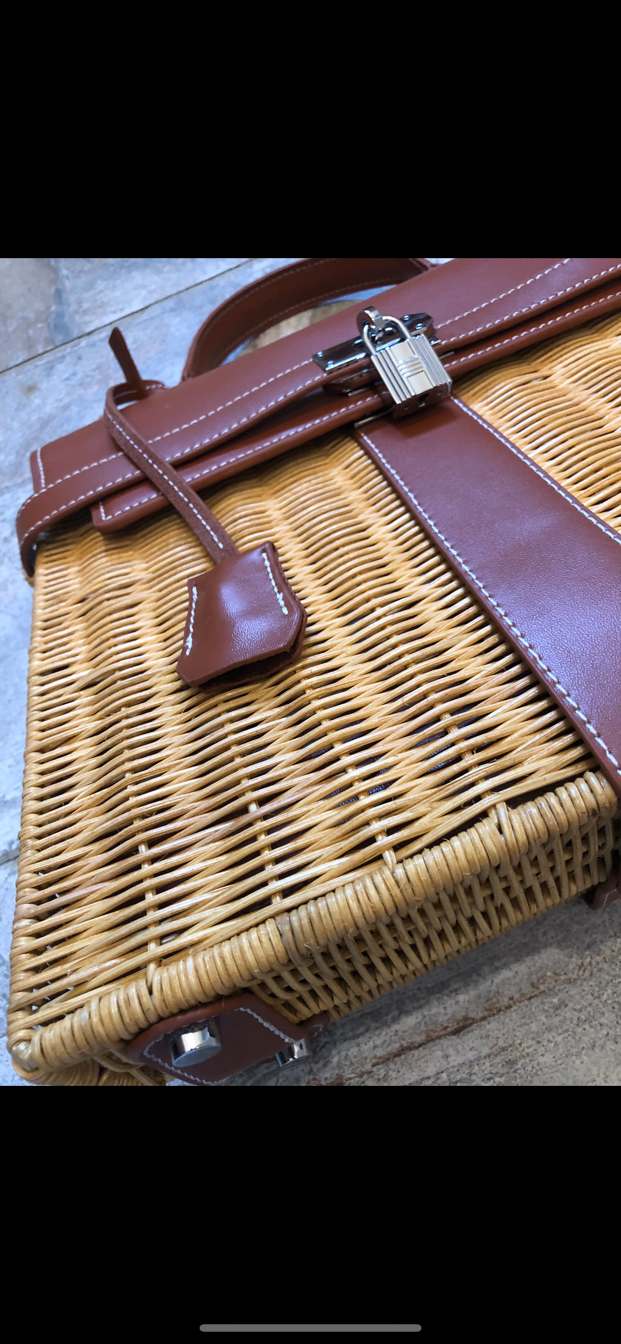MONAVEEN WICKER BAG TAN INSTOCK (1 left)