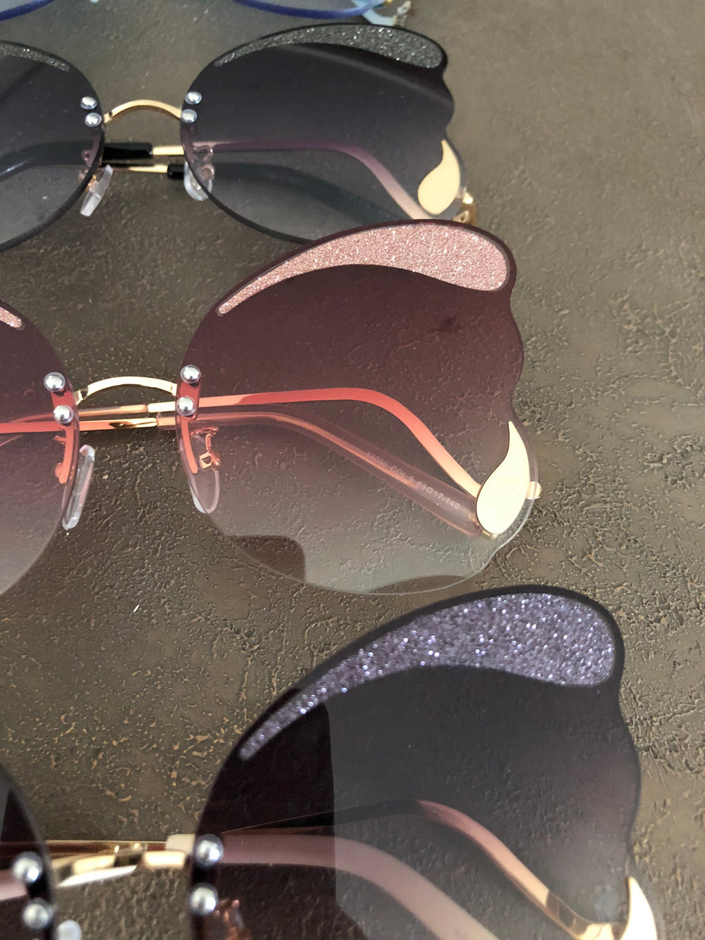 NEW in Binky Sunglasses