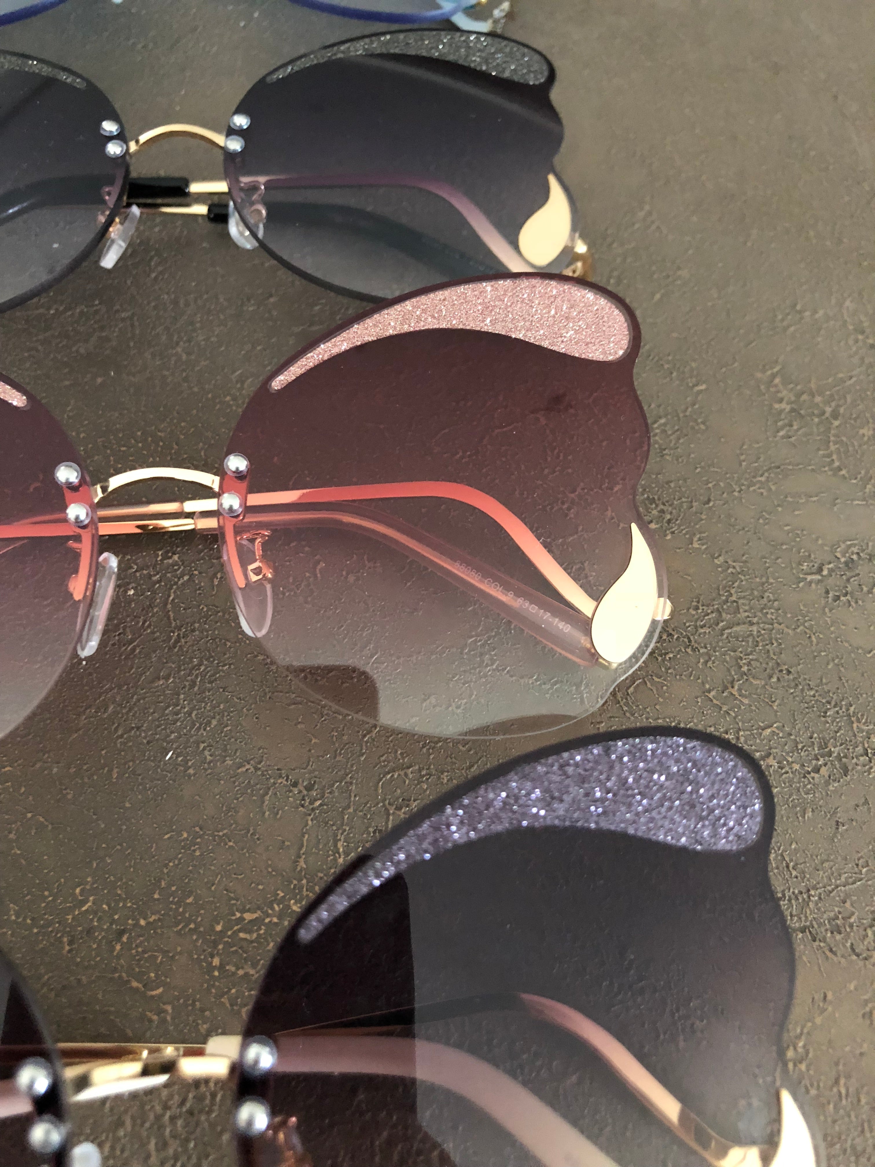 NEW in Binky Sunglasses