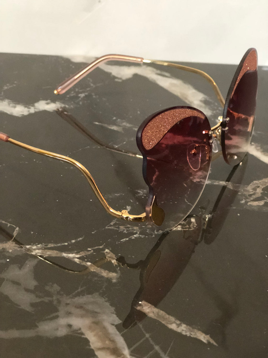 NEW in Binky Sunglasses