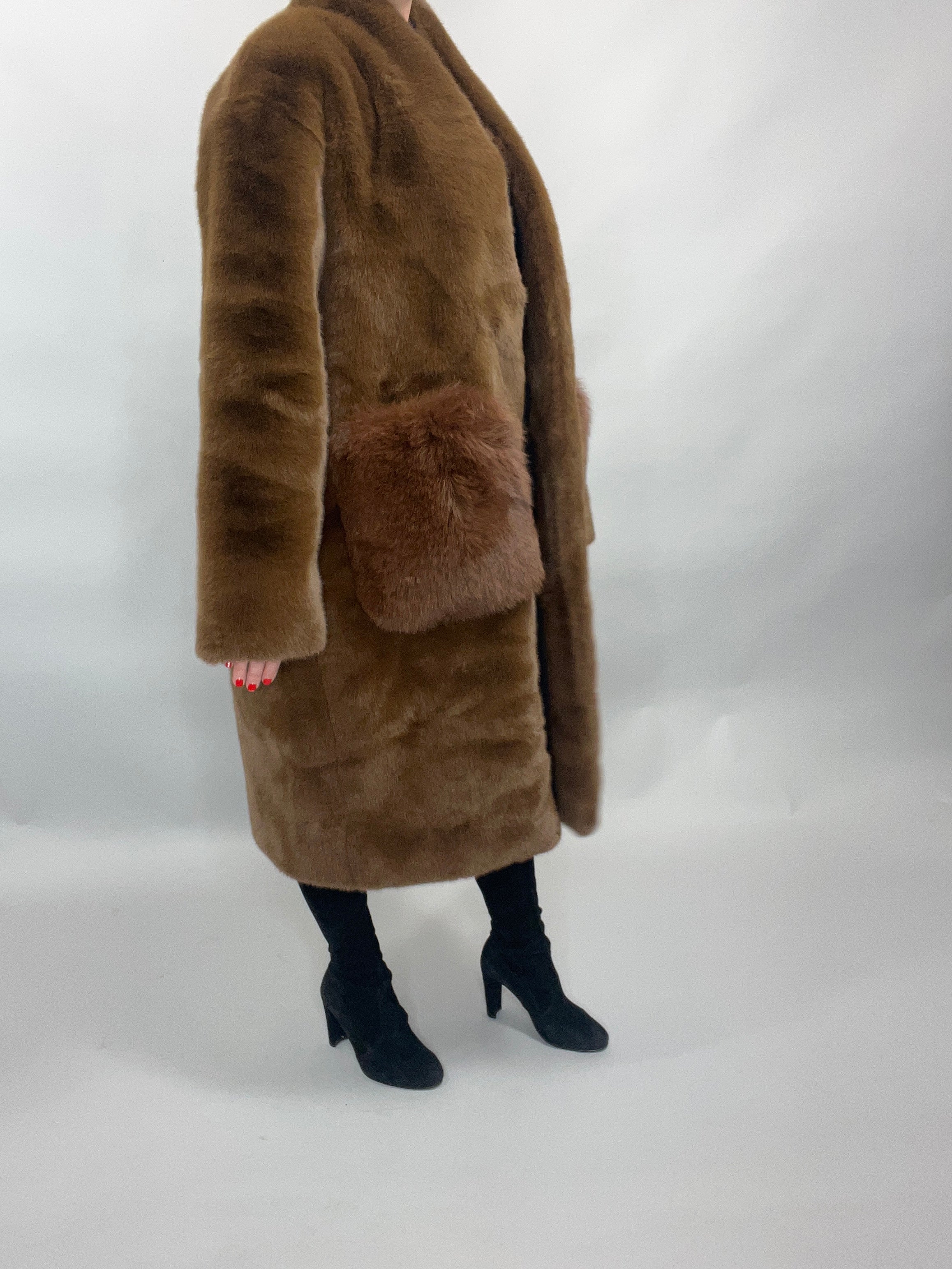 NEW IN Monaveen Luxury Faux Fur SUE-ELLEN COAT - BROWN