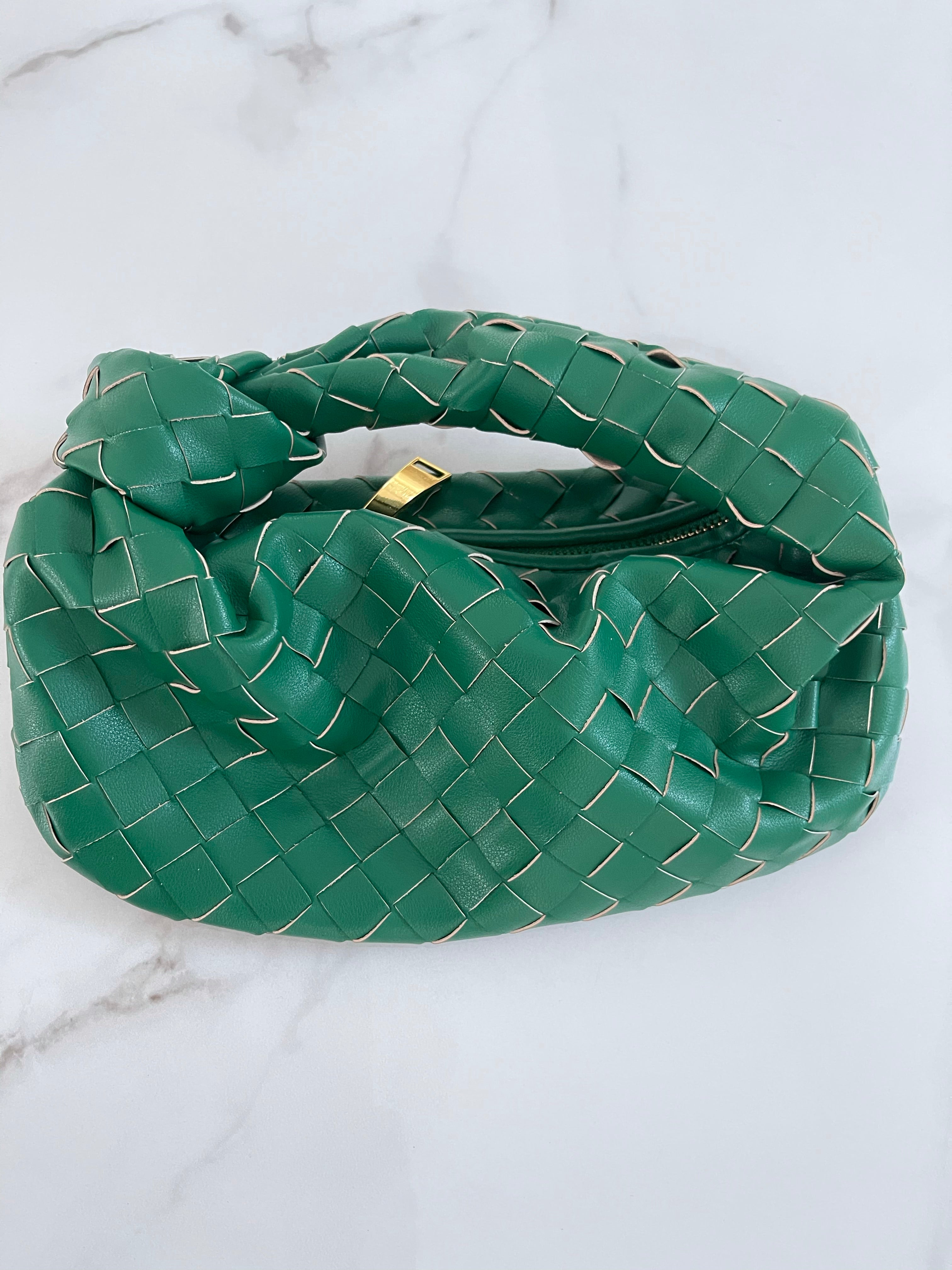 NEW IN WHITNEY fine weave leather Bag.