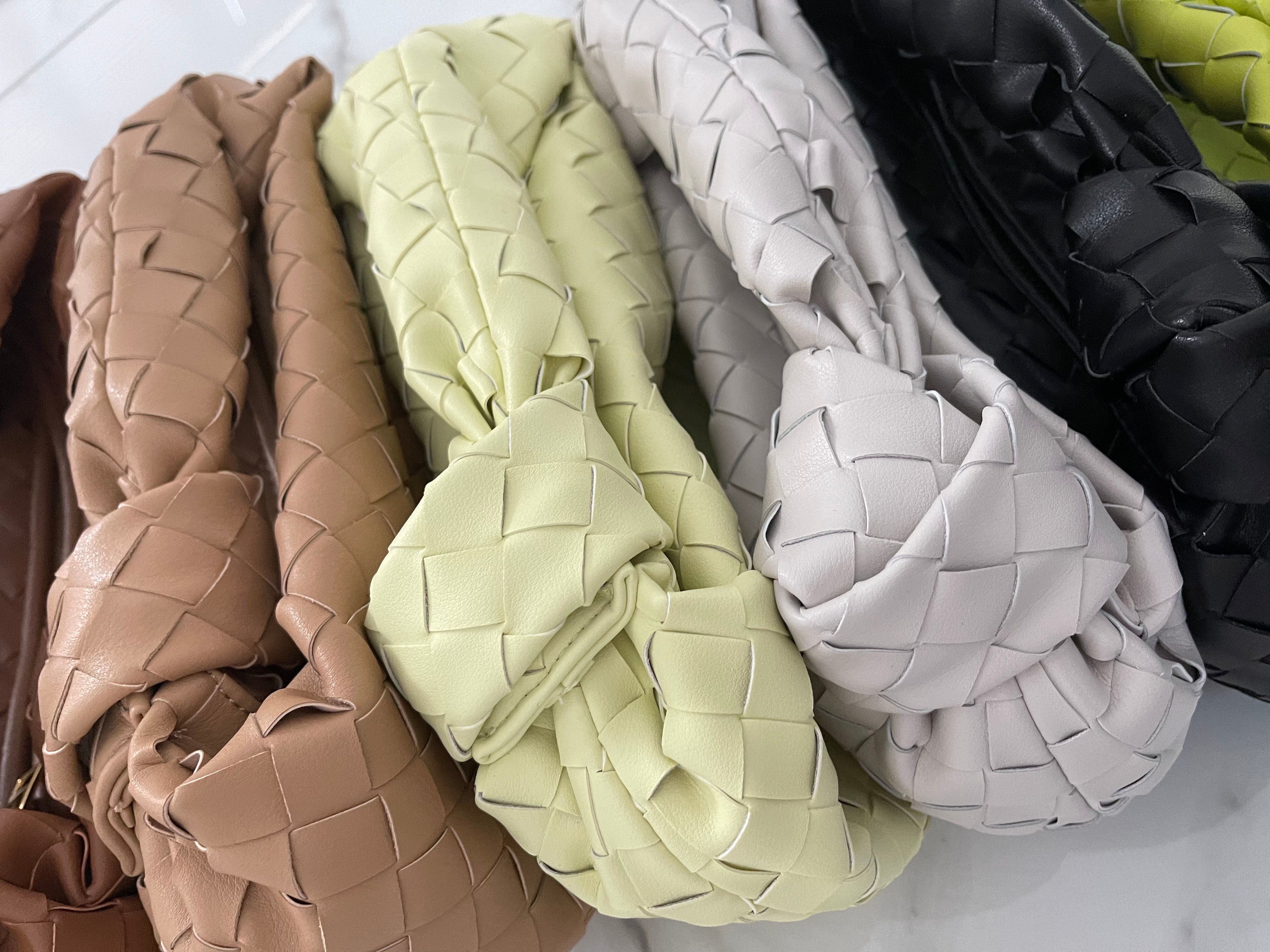 NEW IN WHITNEY fine weave leather Bag.