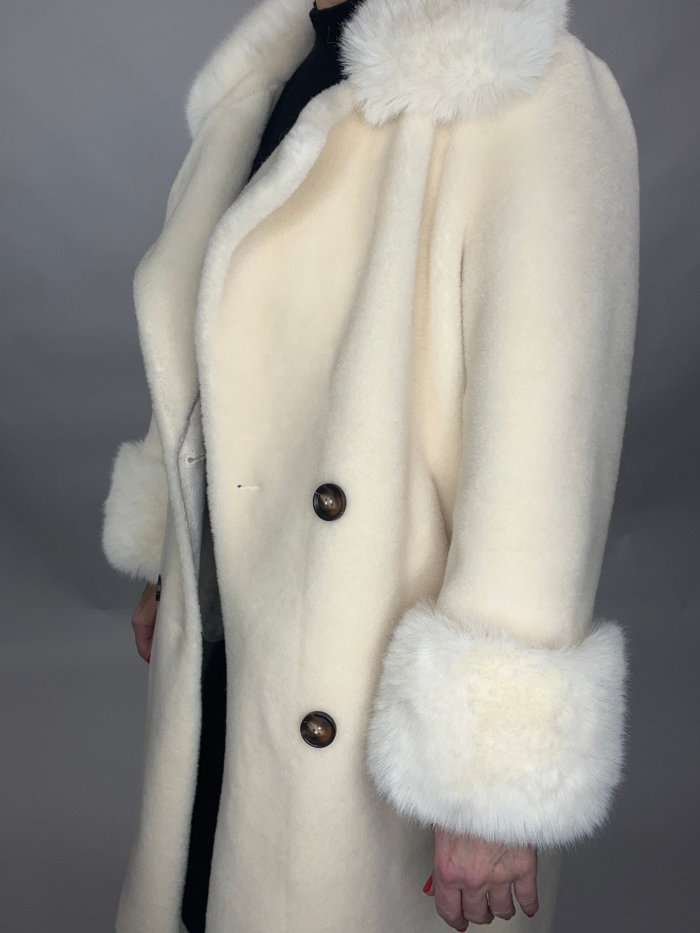 Monaveen Teddy Grace Coat CREAM