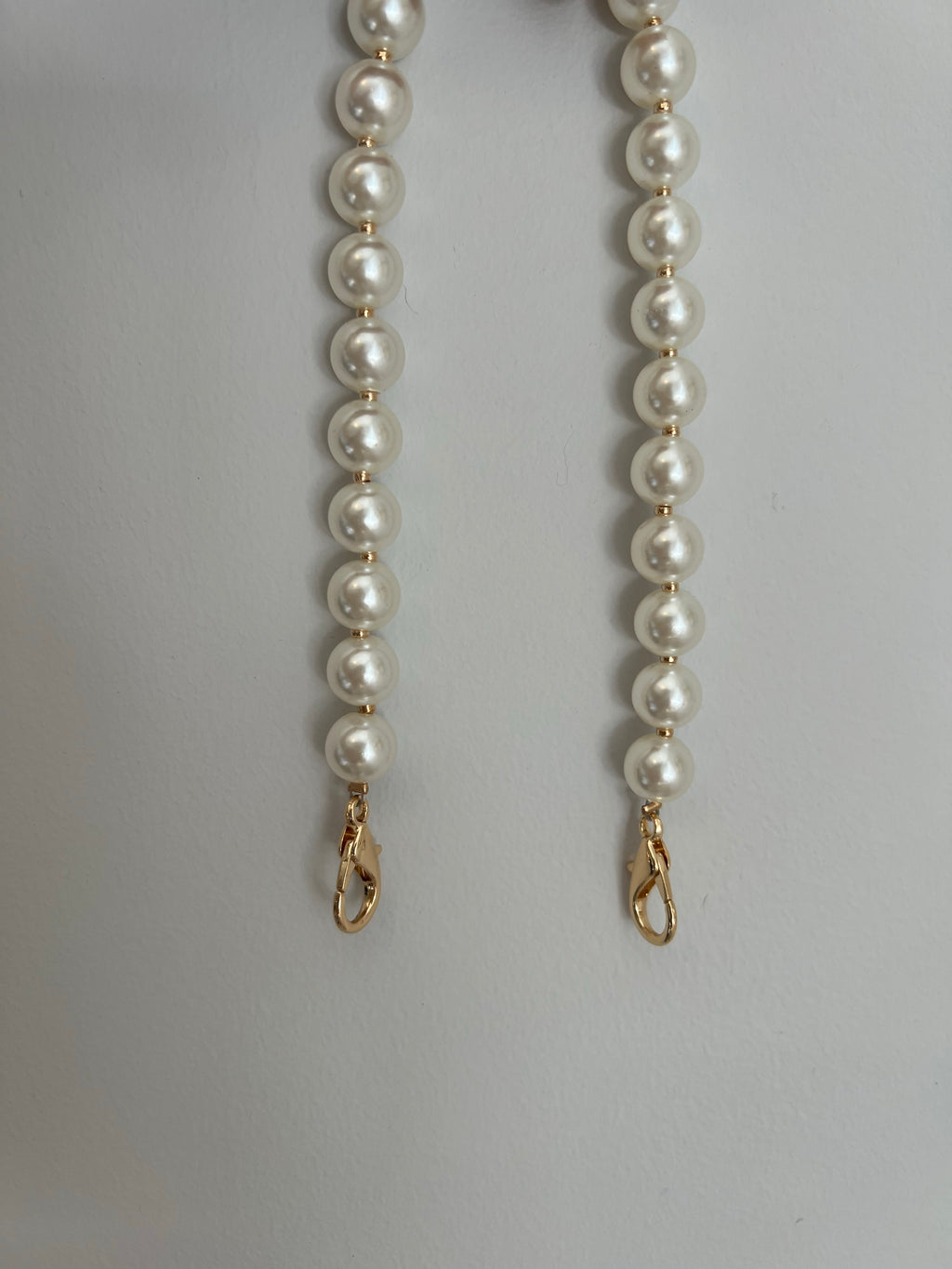 NEW IN BAG STRAP - PEARL STRAP