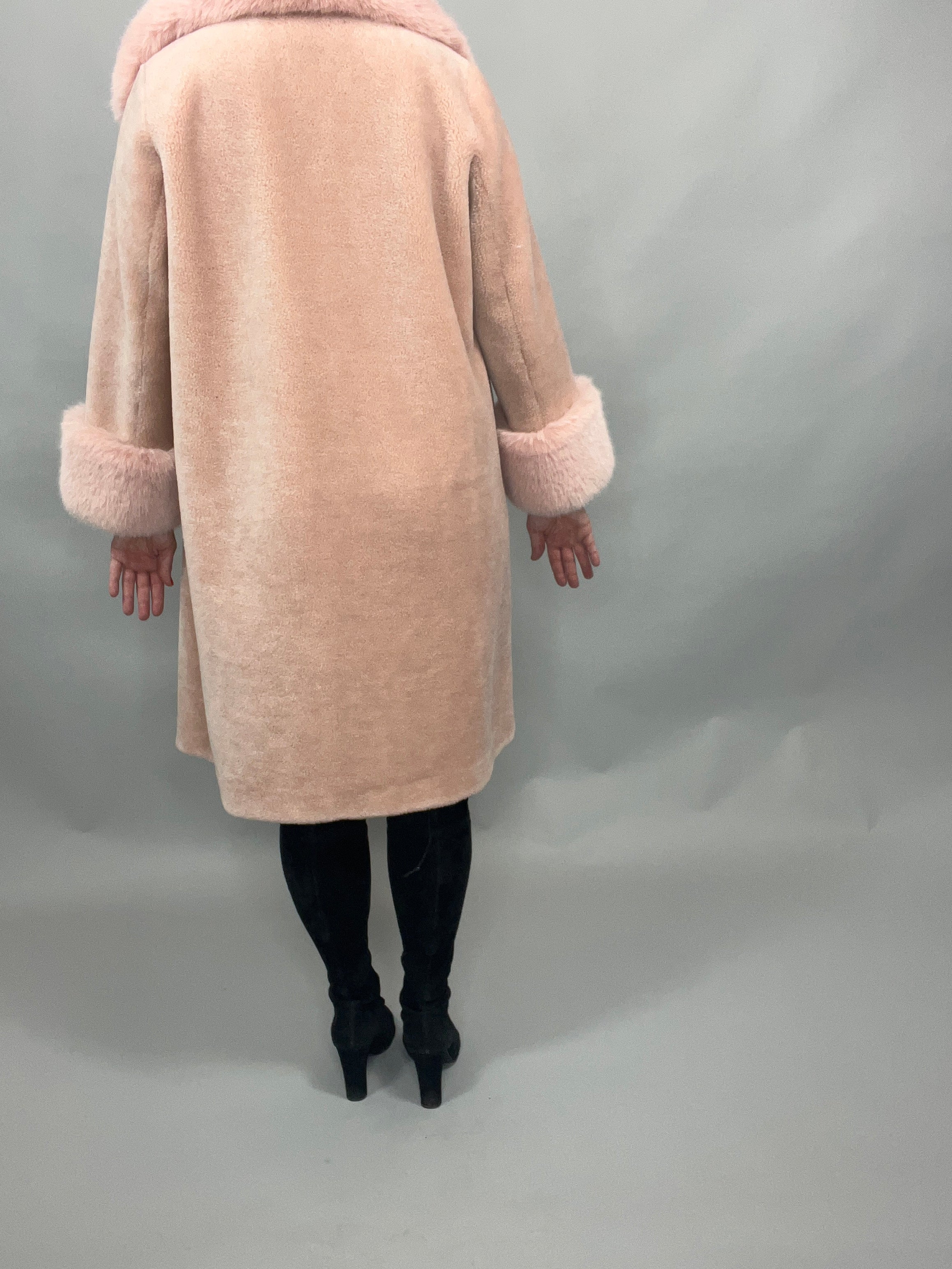 NEW IN Monaveen Teddy Grace Coat PALE PINK