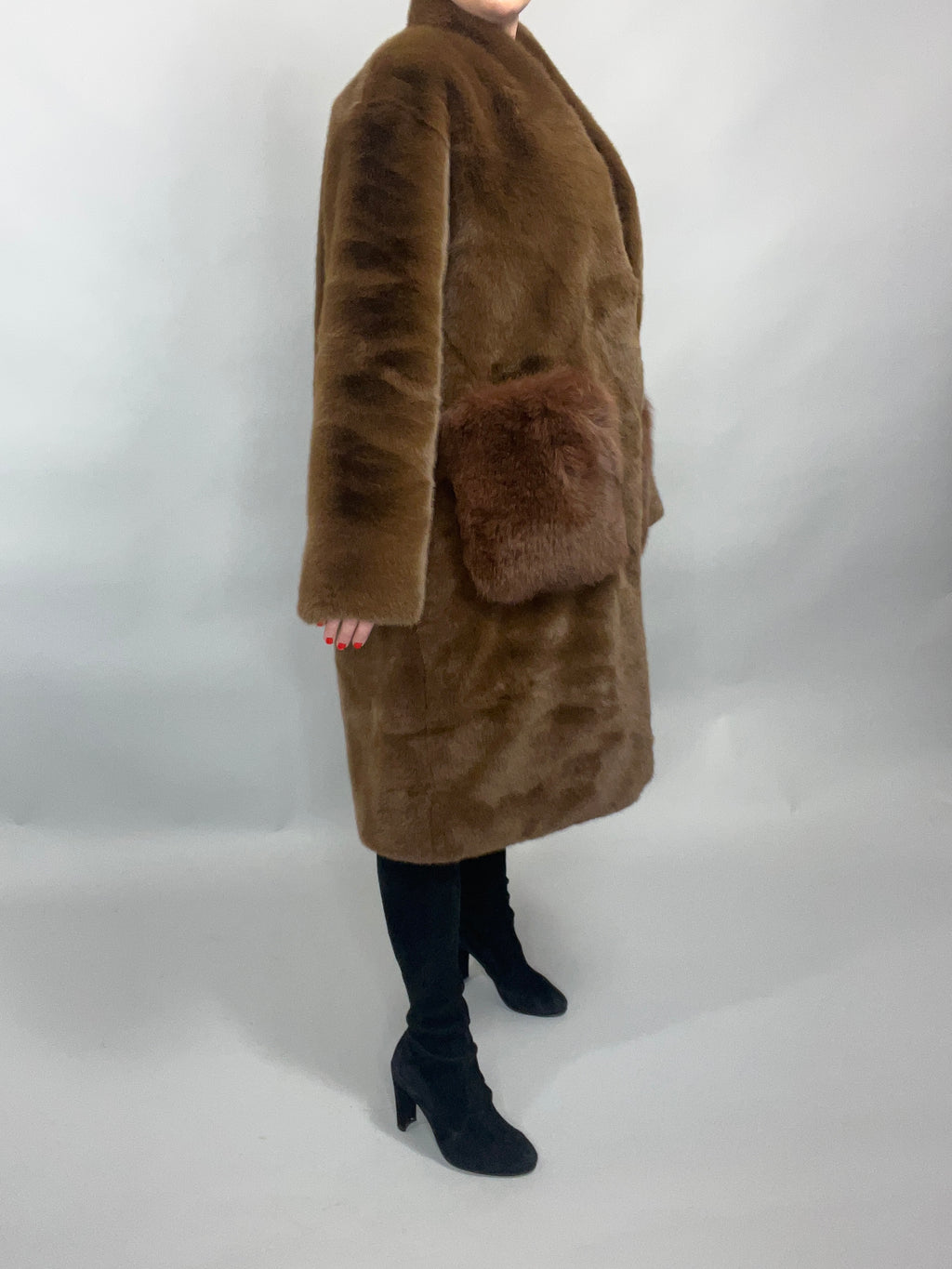 NEW IN Monaveen Luxury Faux Fur SUE-ELLEN COAT - BROWN