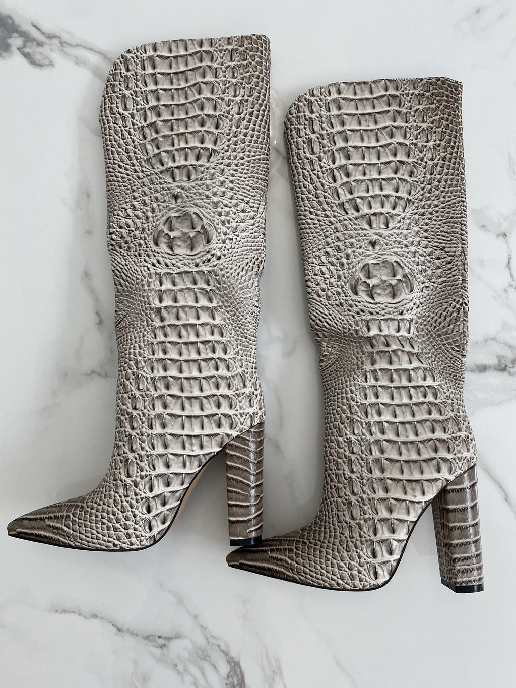NEW IN Monaveen DALLAS Vegan crocodile leather Boot - OFF BEIGE/WHITE