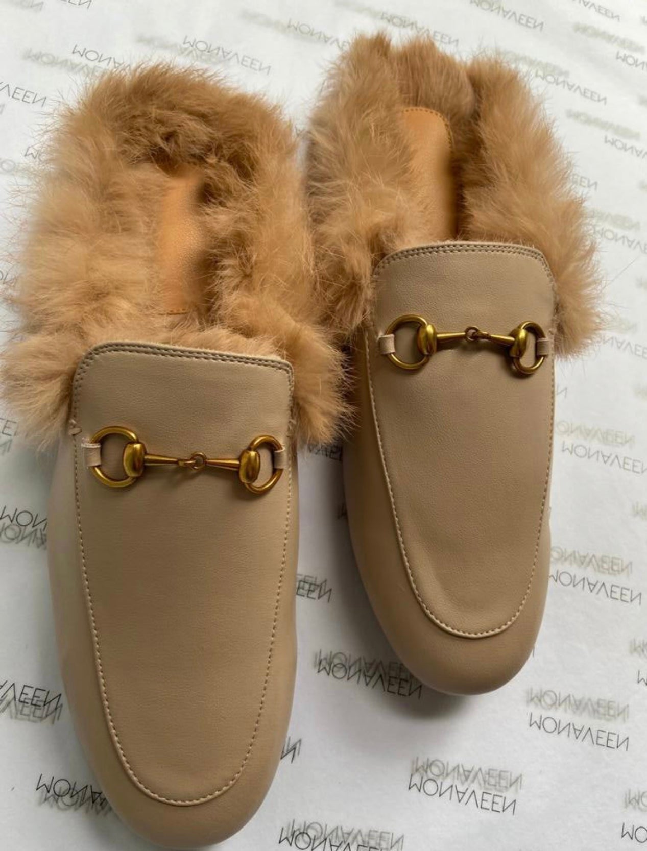 Monaveen Biege Leather Fur Mules / Slides
