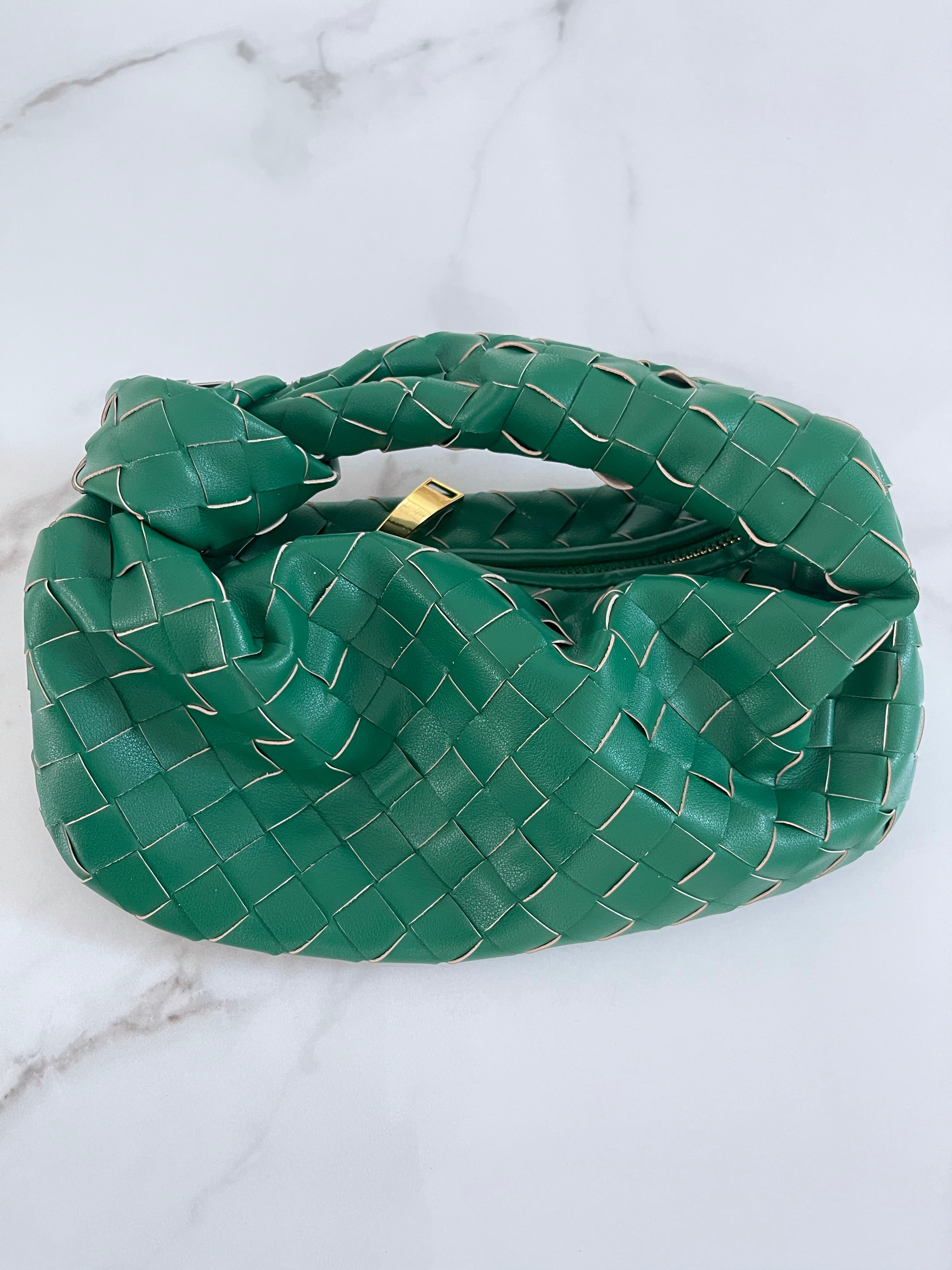 NEW IN WHITNEY fine weave leather Bag.